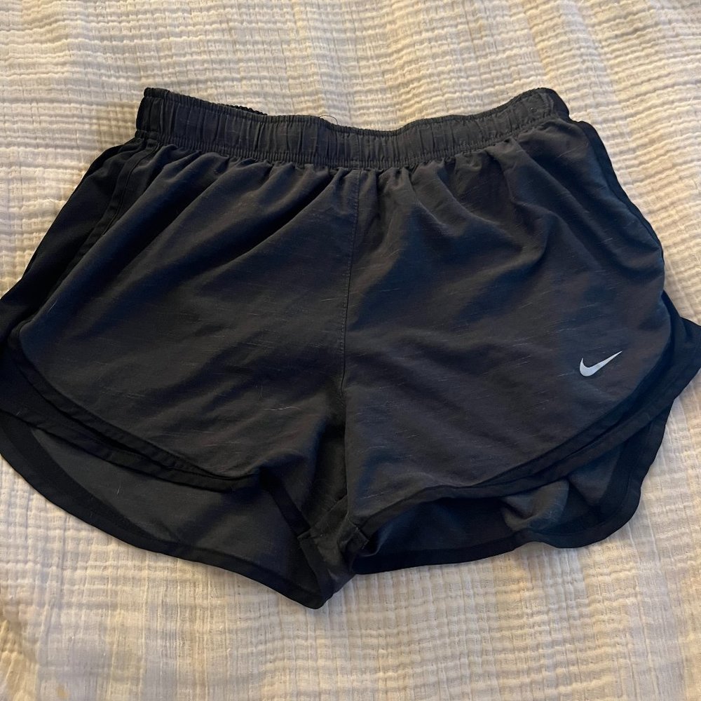 Black/Heather Grey Women's Nike Tempo Running Shorts- Size SM (4-6)
